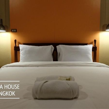 Issara House Bangkok Banguecoque Exterior foto